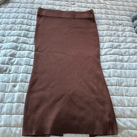 Dresses & Skirts - Haute Monde